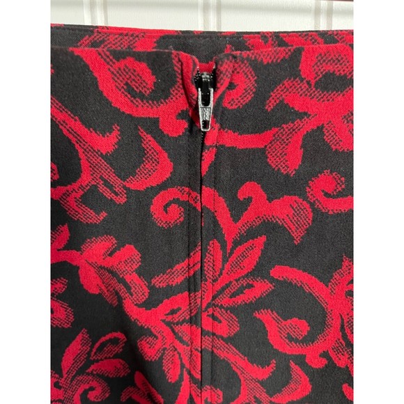 Briggs New York Dark Red Black Print Maxi Skirt Slit in the Back Size 12 Petite - Picture 7 of 13